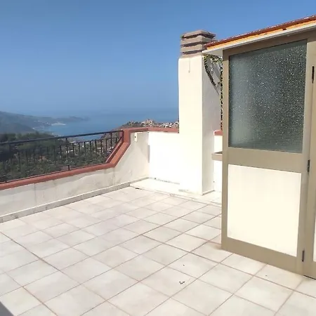 Apartment Casa Vacanze Merca Piraino