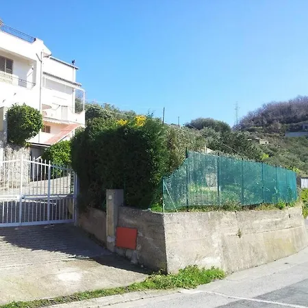 Casa Vacanze Merca Apartment Piraino